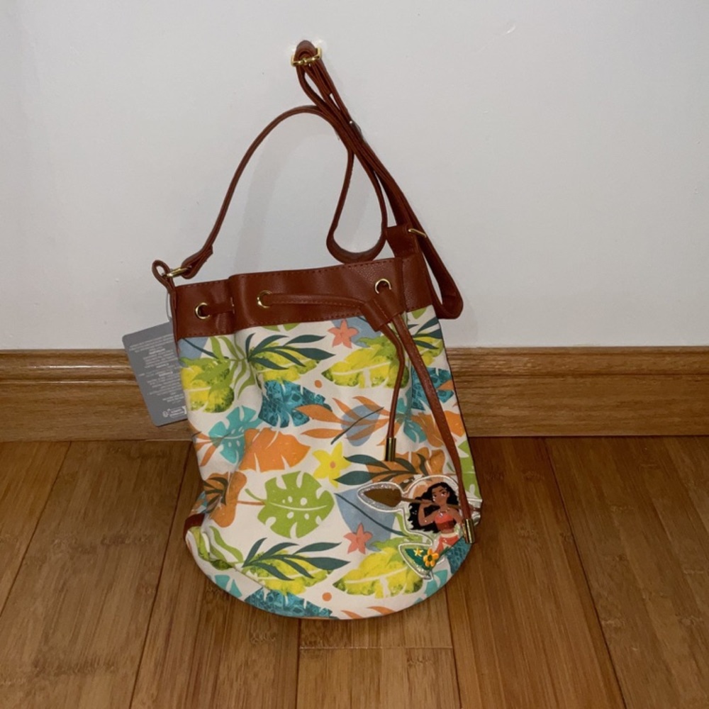 NWT Disney Moana Drawstring Bag